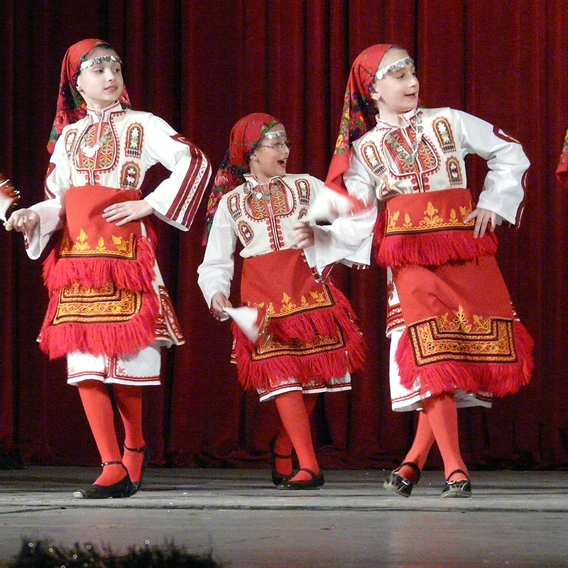 Macedonian folk costumes